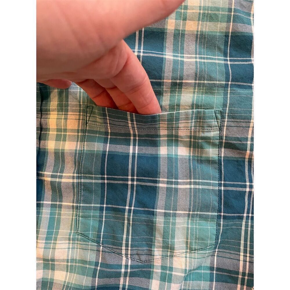 3/$15. Banana Republic Men's Plaid Button-Up Shirt Size L Multicolor Casual - Picture 6 of 9